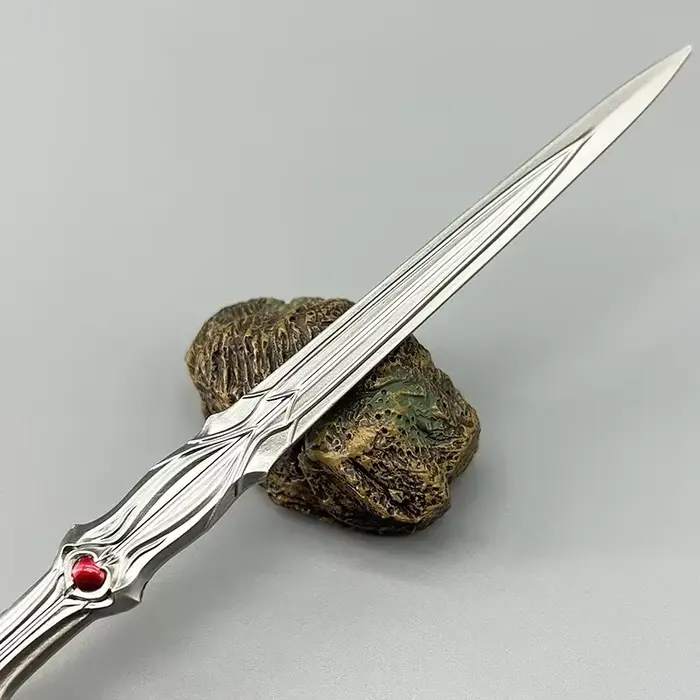 Épée longue Githyanki 22 cm Baldur's Gate 3 Périphériques de jeu Arme en métal Modèle 1: 6 Équipement de poupée