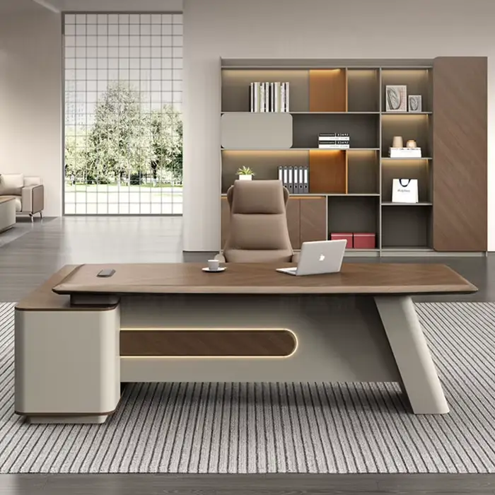 Bureau d'ordinateur créatif en bois