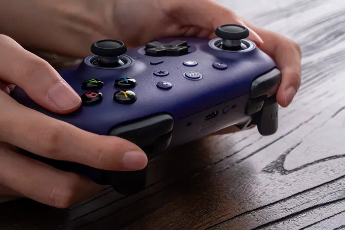 8BitDo Ultimate 2 contrôleur de jeu sans fil pour Windows 10/11 2.4G manette de jeu TMR avec station