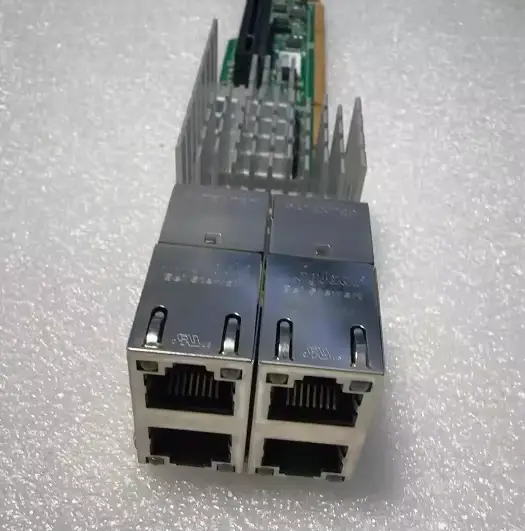 AOC-UR-I4XTF Carte réseau 4 ports Carte riser 1U