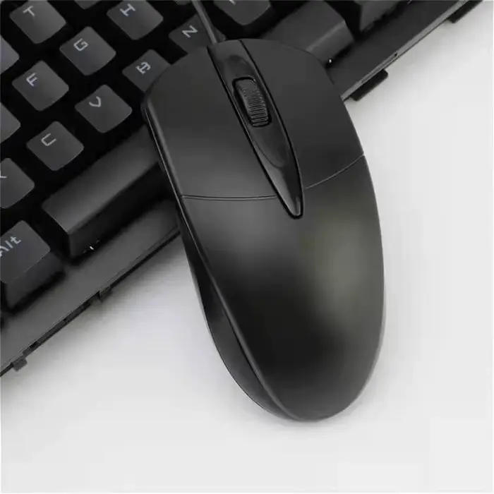 Souris d'ordinateur filaire USB optique pour les joueurs