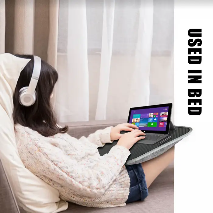 Support d'ordinateur portable avec coussin moelleux et plateau rembourré avec poignée pour le travail et les jeux