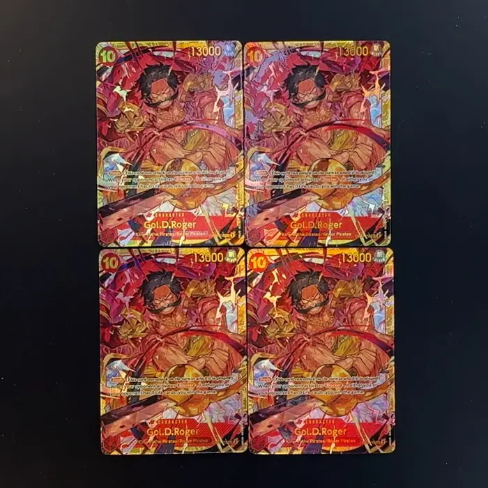Lot de 4 cartes OPCG anglaises OP09-118 Gol.D.Roger Secret SEC