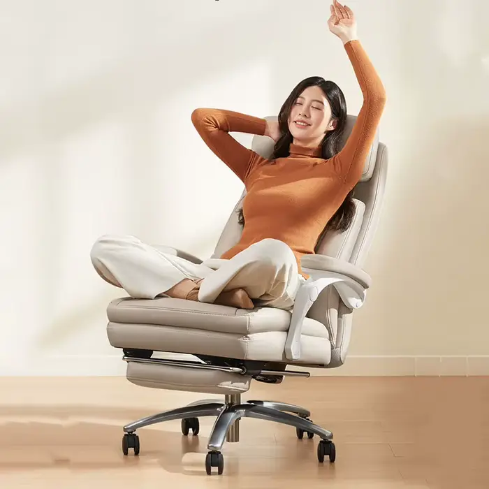 Fauteuil de bureau inclinable ergonomique à roulettes