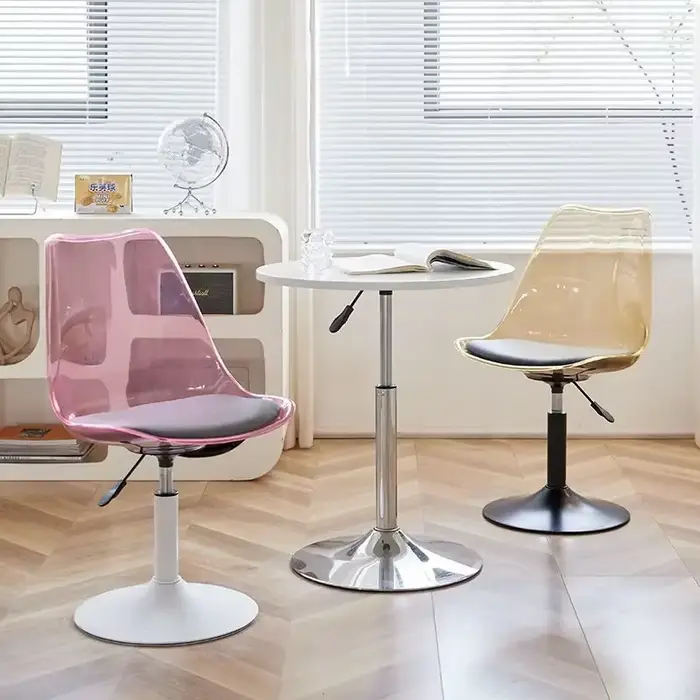 Chaise d'ordinateur transparente